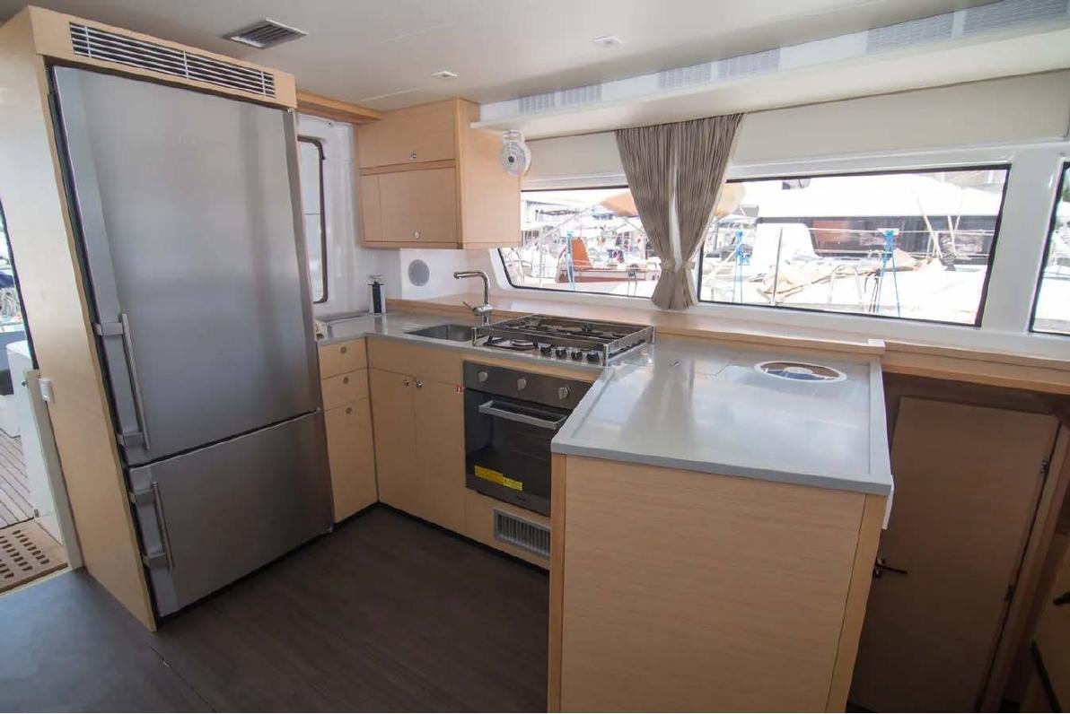 Lagoon 52 Full Luxe
