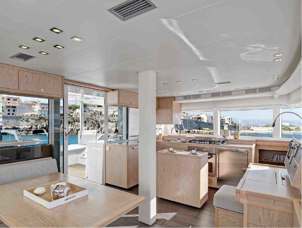 Lagoon 52 Full Luxe