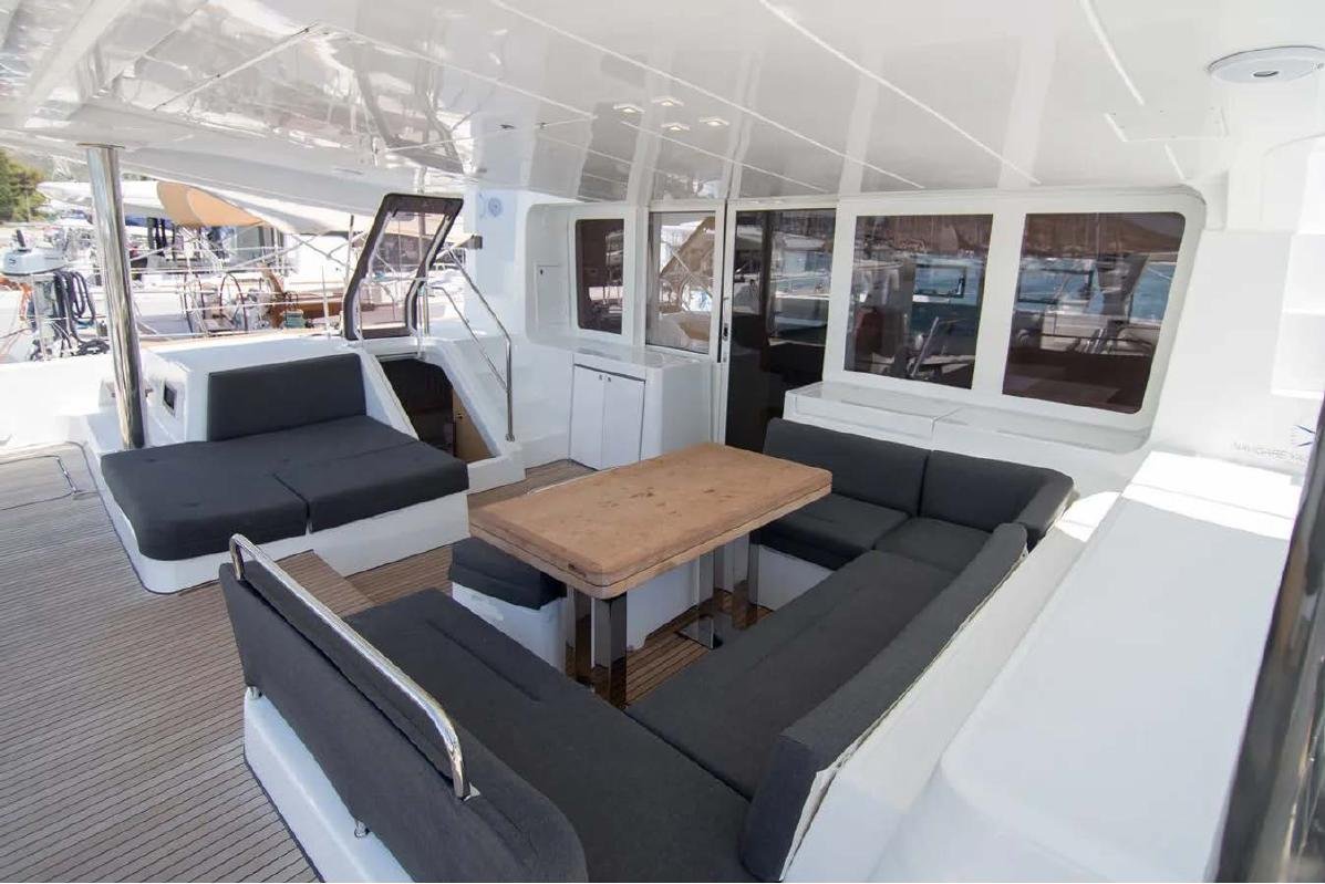 Lagoon 52 Full Luxe