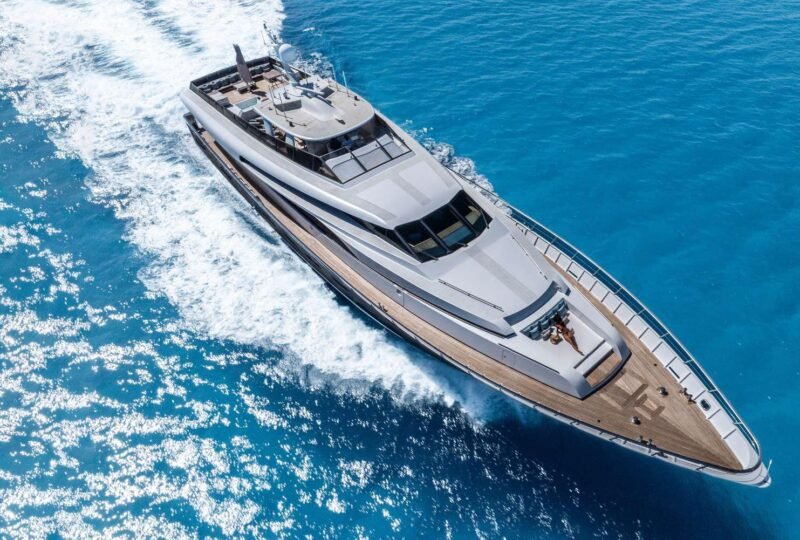 Custom Royal Yacht 150