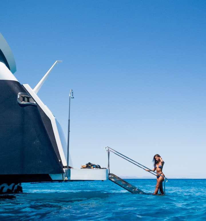 Custom Royal Yacht 150